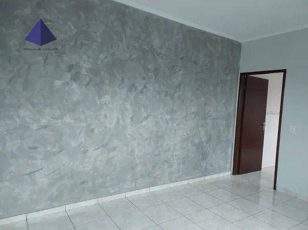 Casa, 3 quartos, 137 m² - Foto 2