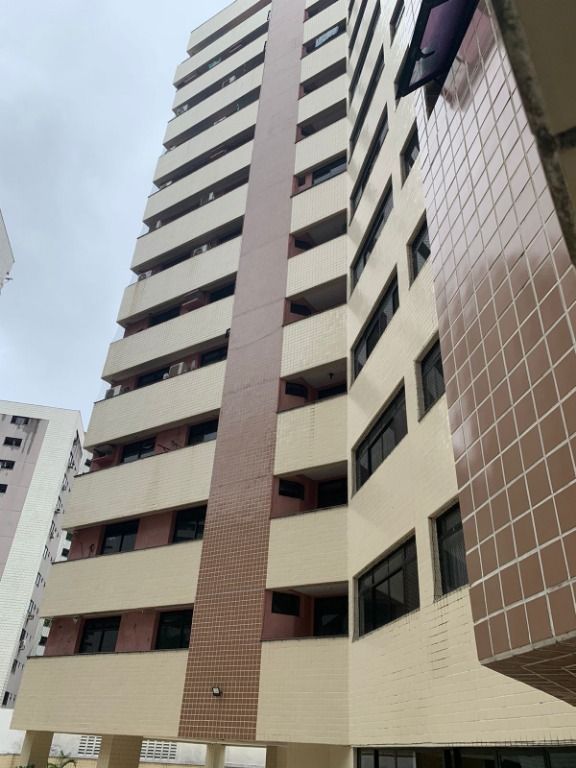 Apartamento à venda com 4 quartos, 200m² - Foto 9