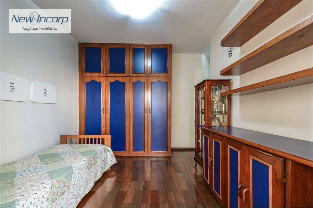 Apartamento à venda com 3 quartos, 193m² - Foto 35