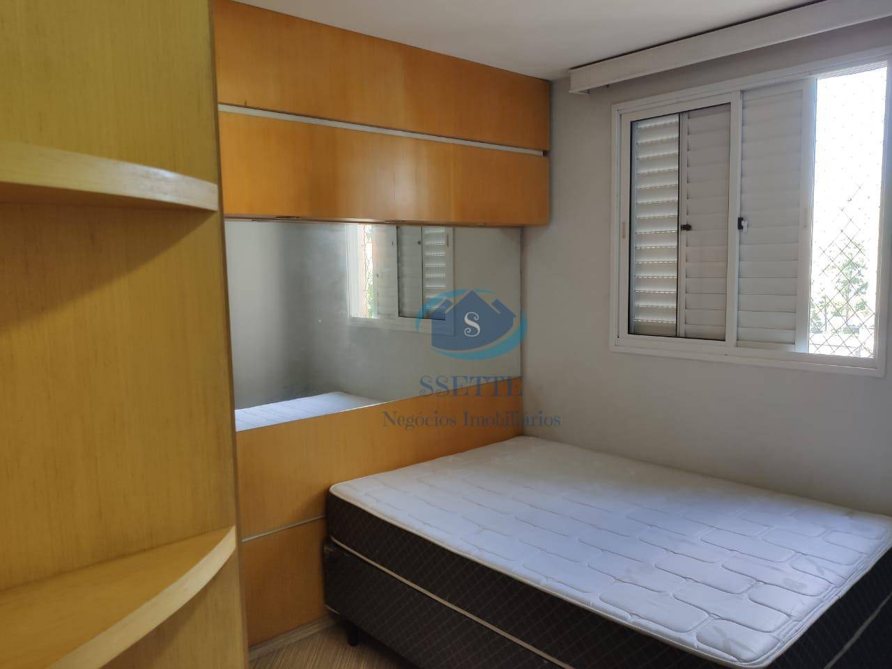 Apartamento à venda com 2 quartos, 64m² - Foto 5