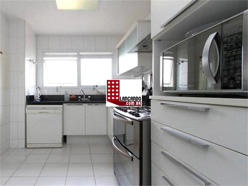 Apartamento à venda com 3 quartos, 350m² - Foto 11