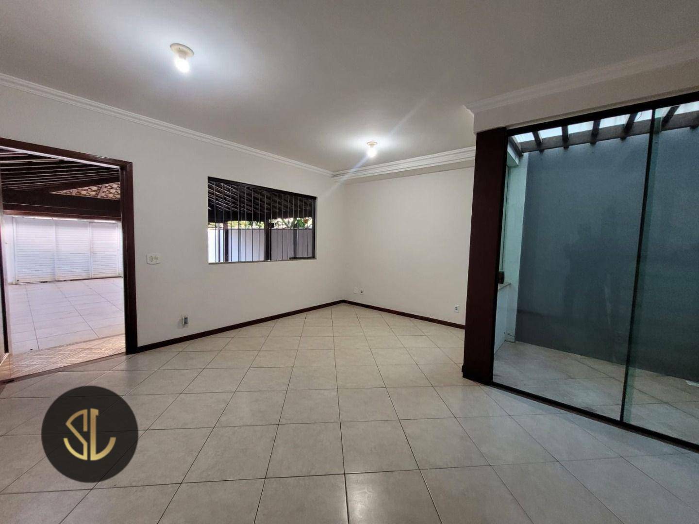 Casa à venda com 3 quartos, 180m² - Foto 6