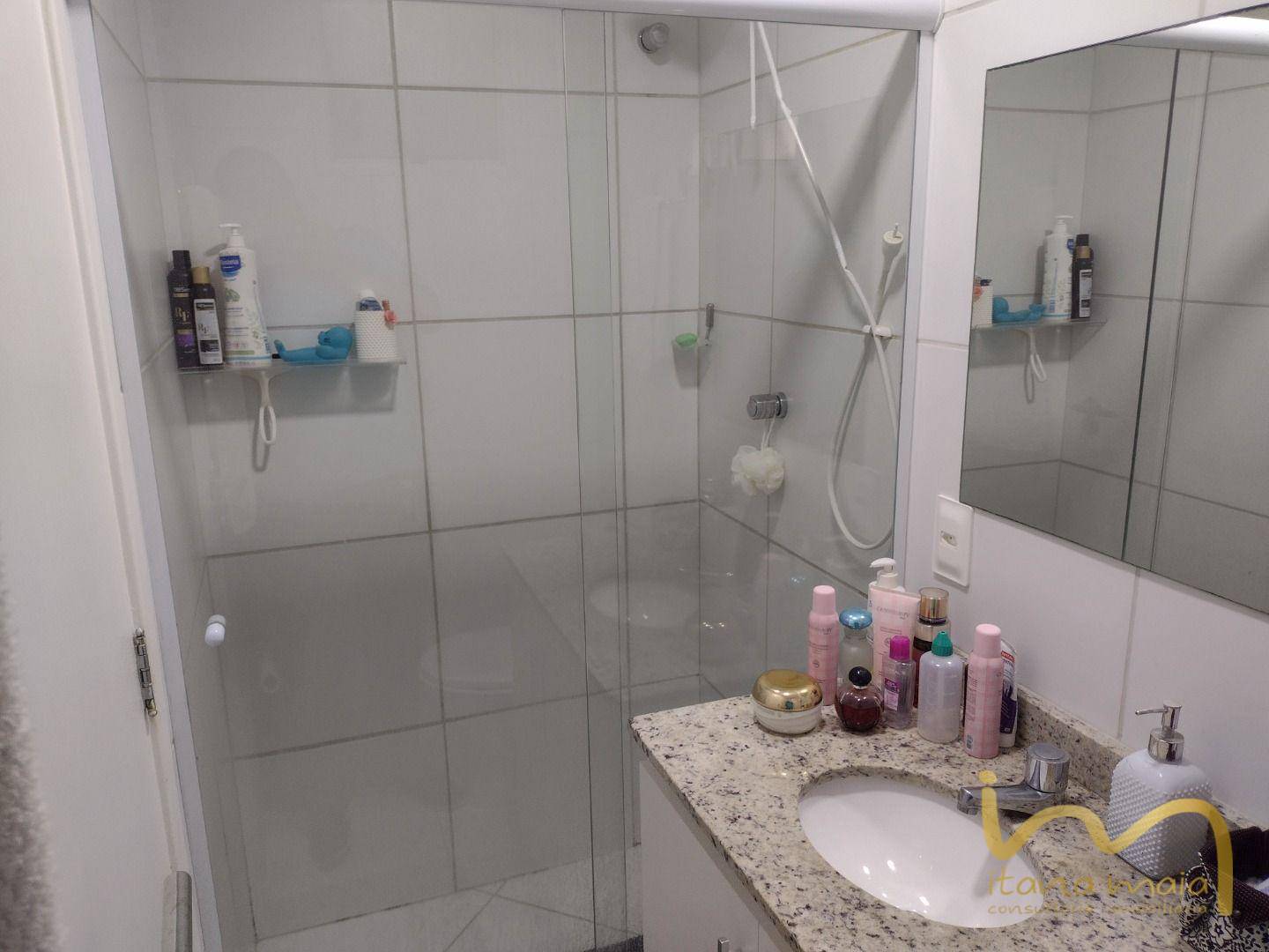 Apartamento à venda com 3 quartos, 75m² - Foto 16