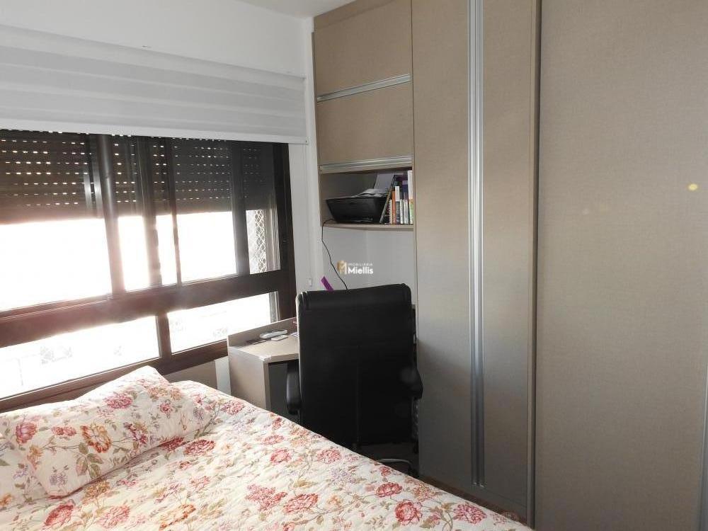 Apartamento à venda com 2 quartos, 82m² - Foto 15