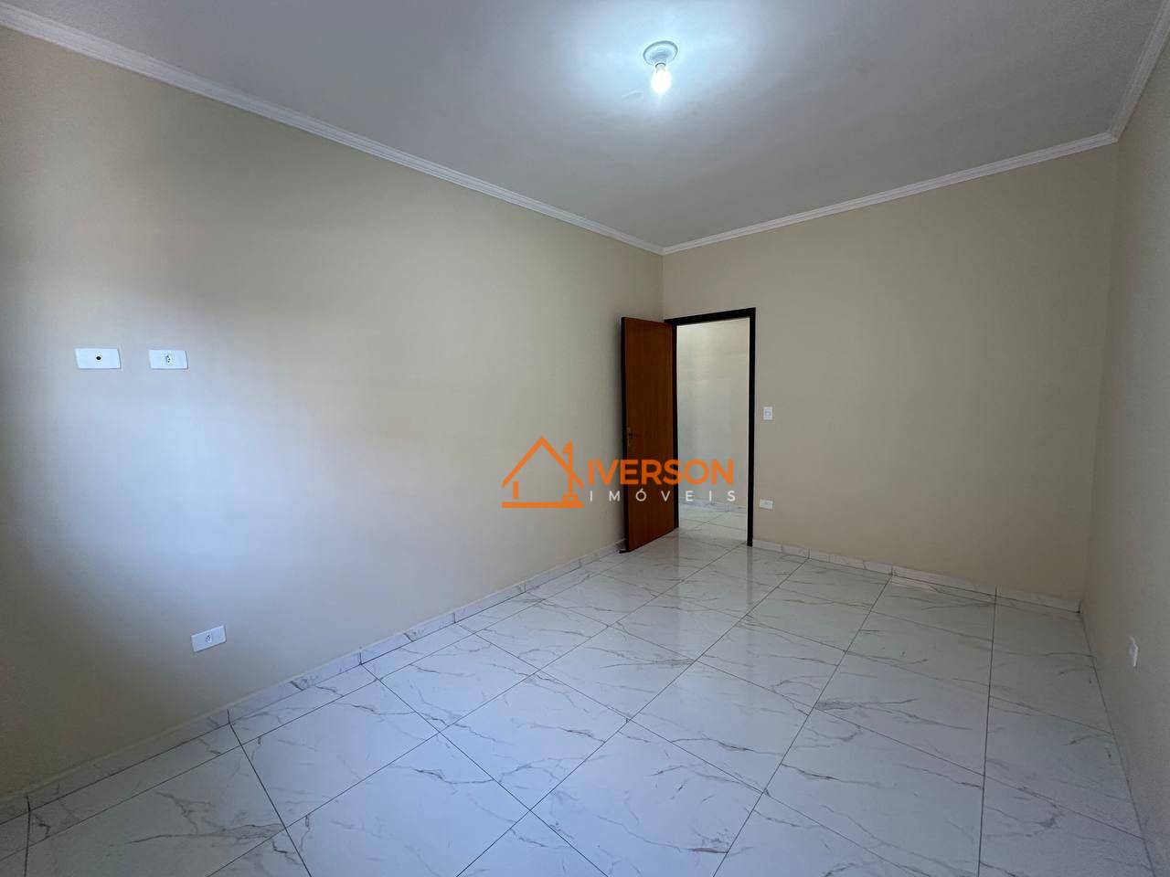 Casa à venda com 2 quartos, 90m² - Foto 17