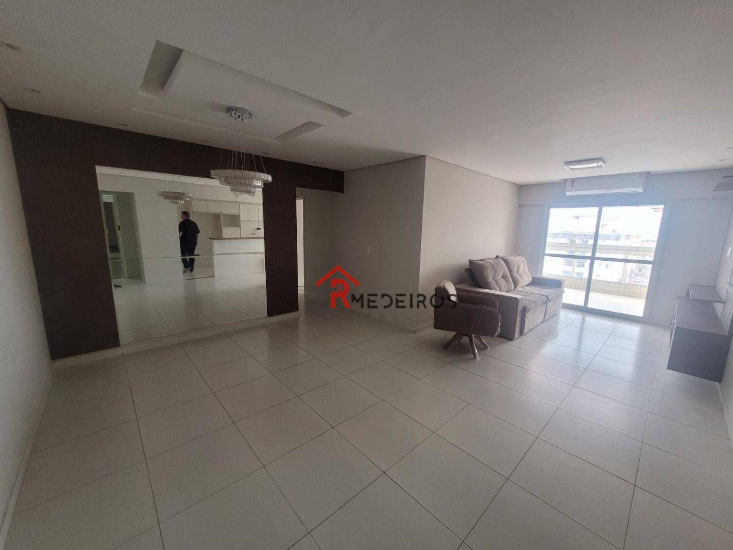 Apartamento à venda com 3 quartos, 152m² - Foto 2