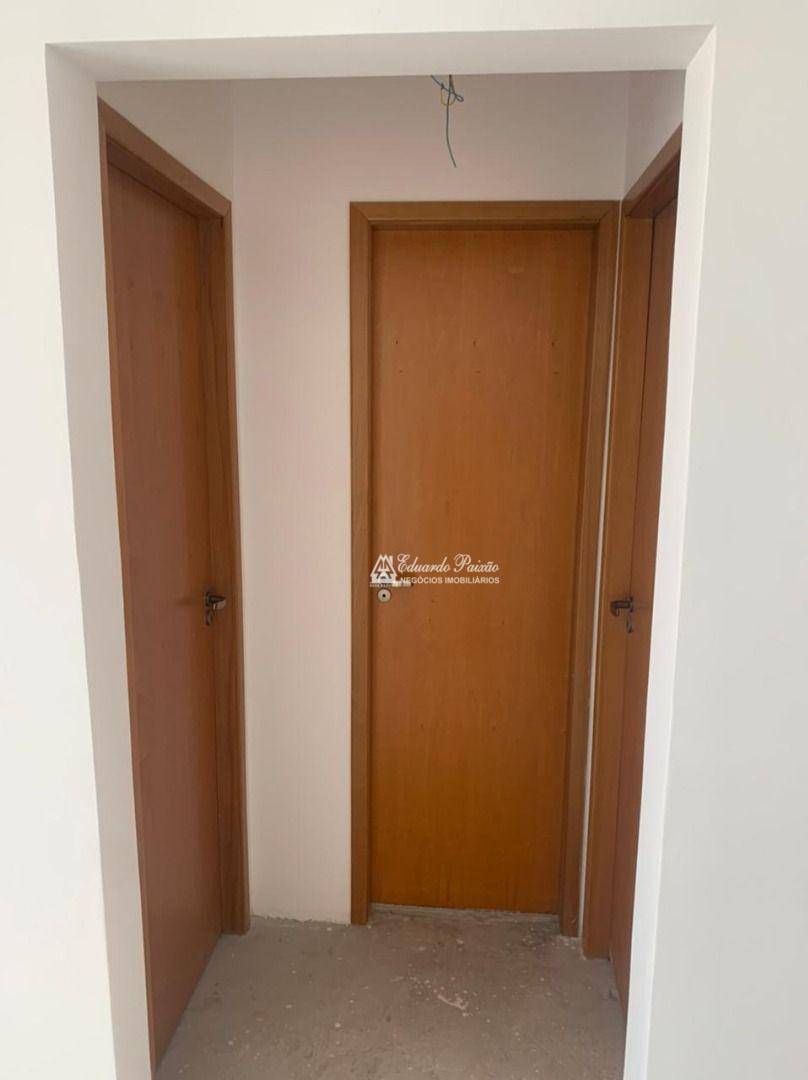 Apartamento à venda com 2 quartos, 65m² - Foto 7