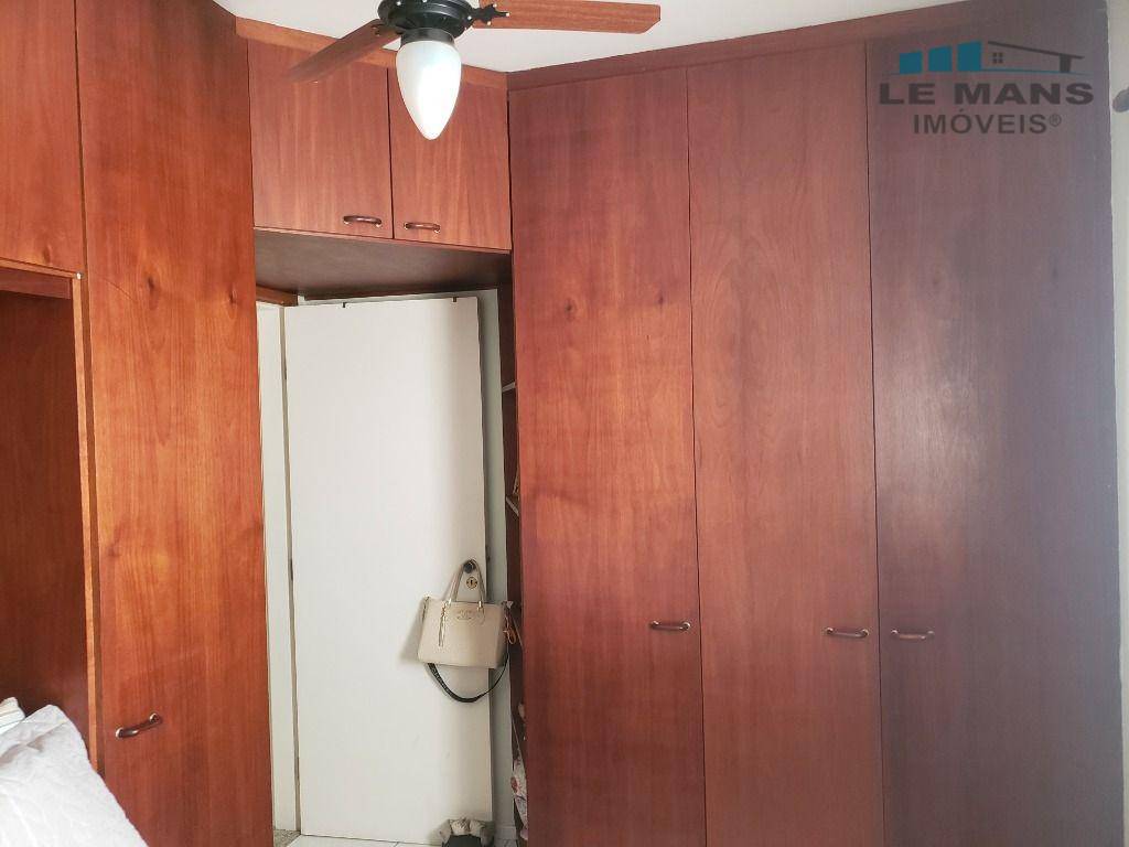 Apartamento à venda com 3 quartos, 74m² - Foto 20