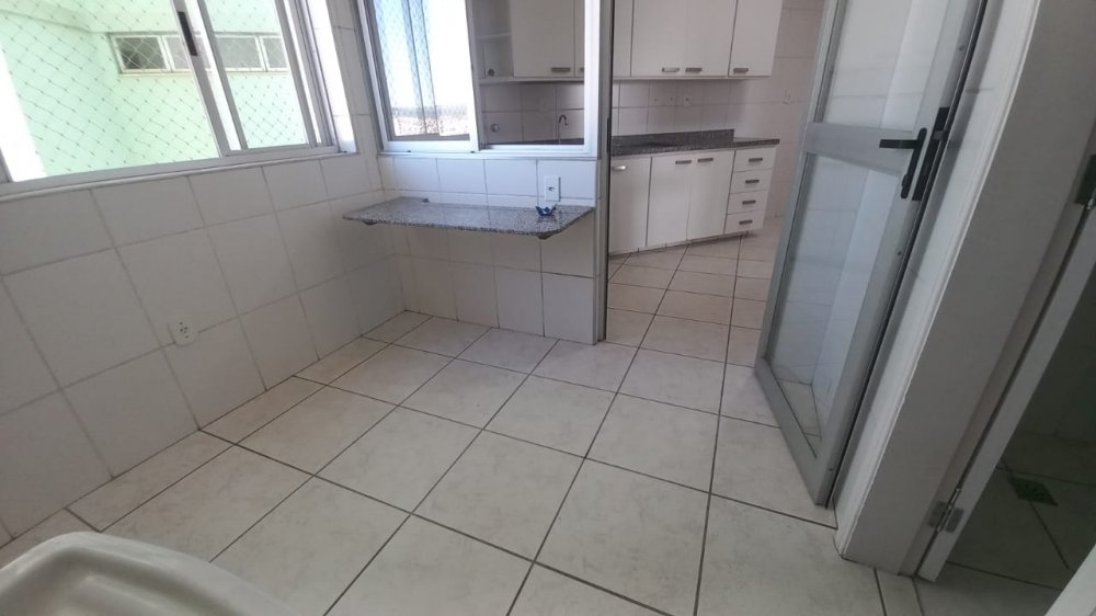 Apartamento à venda com 3 quartos, 126m² - Foto 6