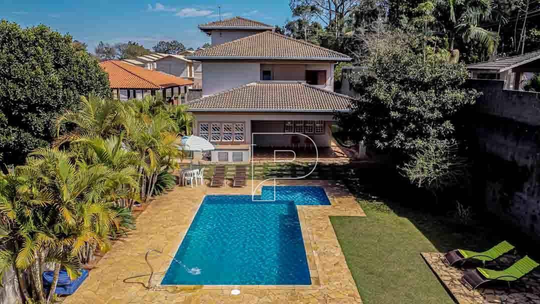 Casa à venda com 6 quartos, 420m² - Foto 1