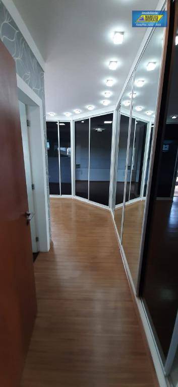 Casa à venda com 3 quartos, 380m² - Foto 14