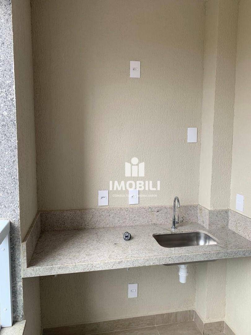 Apartamento à venda com 2 quartos, 64m² - Foto 21