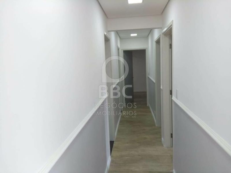 Apartamento à venda com 3 quartos, 120m² - Foto 1