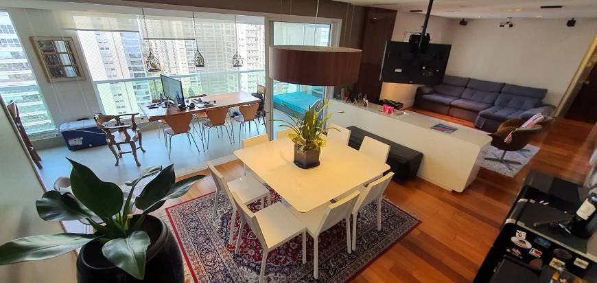 Apartamento à venda com 3 quartos, 164m² - Foto 1