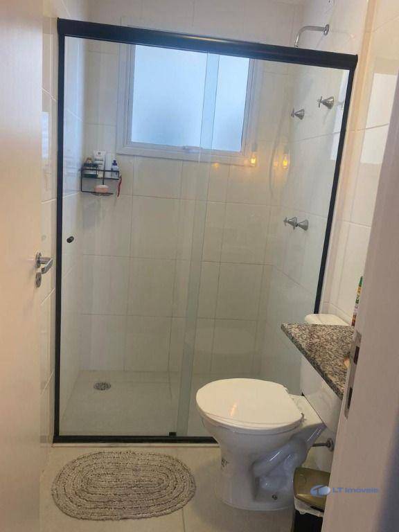 Apartamento à venda com 2 quartos, 62m² - Foto 12