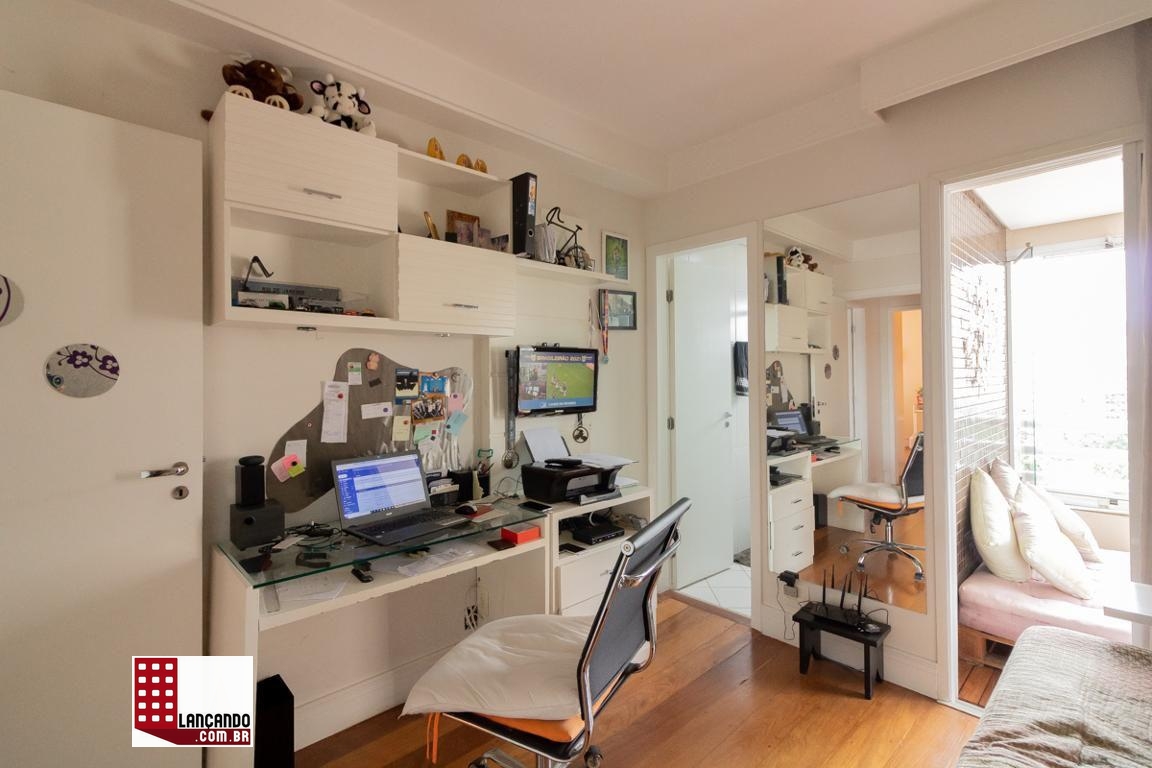 Apartamento à venda com 3 quartos, 137m² - Foto 13