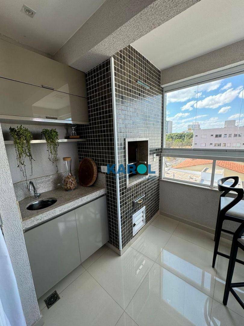 Apartamento à venda com 2 quartos, 72m² - Foto 11