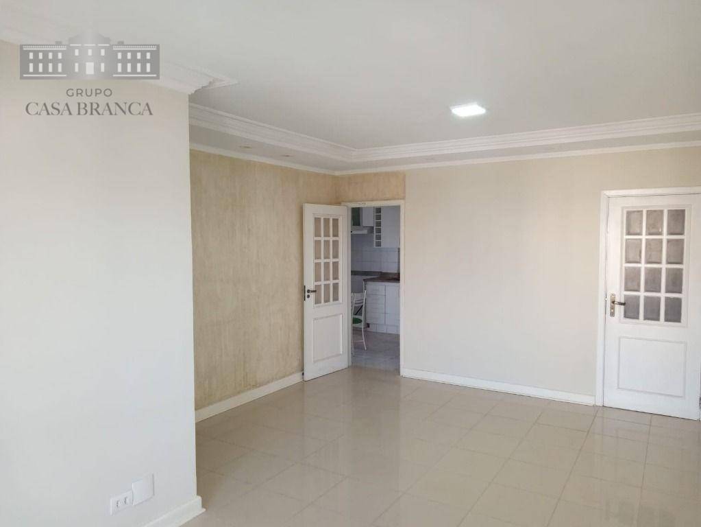 Apartamento à venda com 3 quartos, 107m² - Foto 1