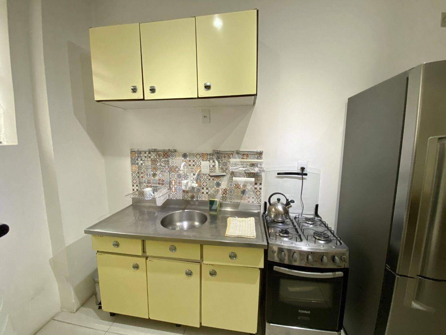 Apartamento para alugar com 3 quartos, 150m² - Foto 17