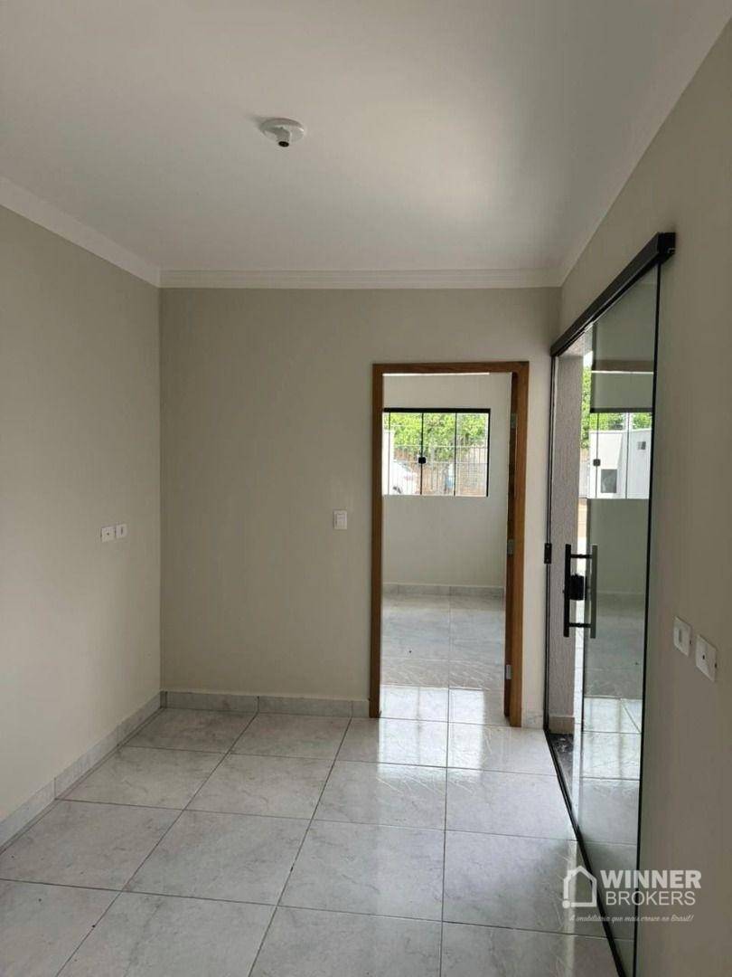 Casa à venda com 3 quartos, 69m² - Foto 4