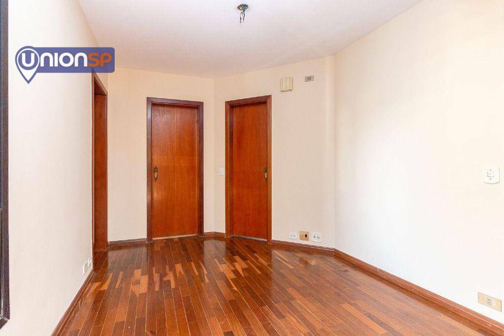 Apartamento à venda com 4 quartos, 204m² - Foto 13