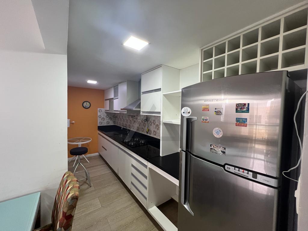 Cobertura à venda com 2 quartos, 106m² - Foto 4