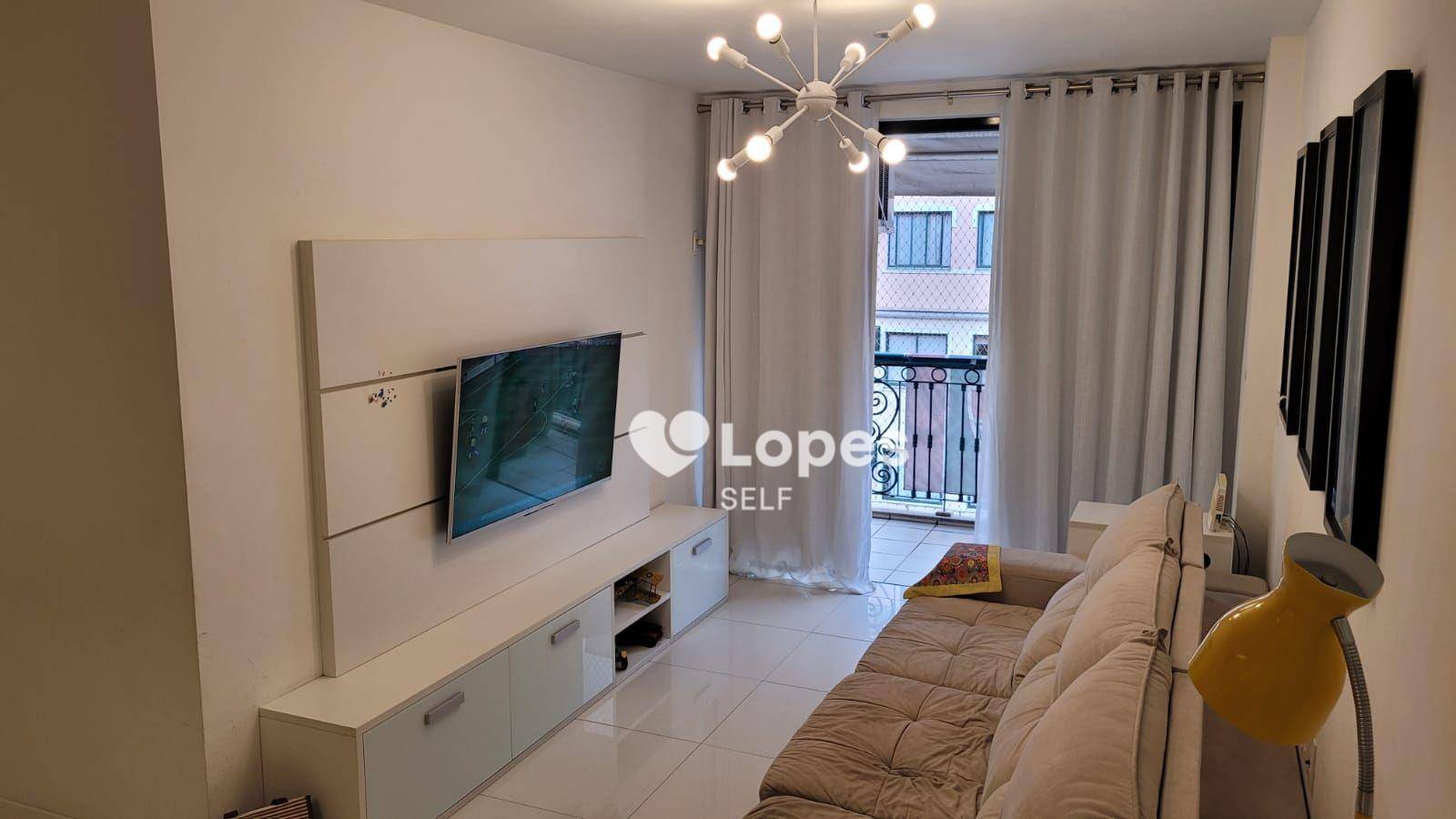 Apartamento à venda com 2 quartos, 109m² - Foto 1