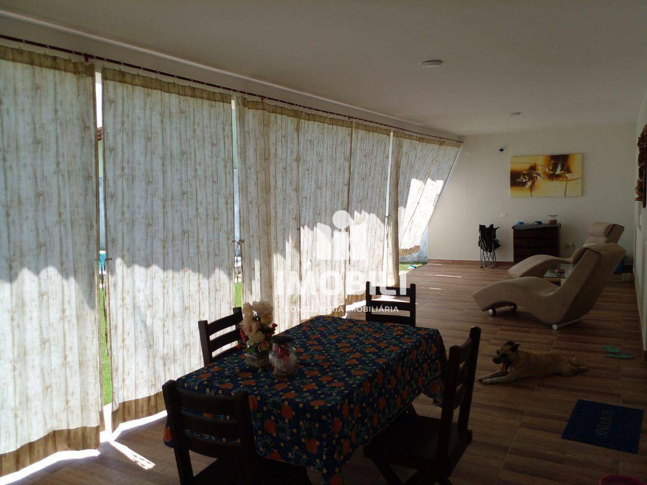 Casa de Condomínio à venda com 2 quartos, 212m² - Foto 10