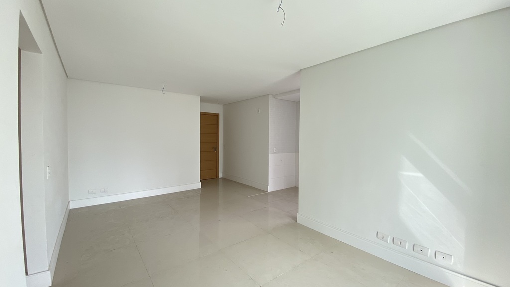 Apartamento à venda com 3 quartos, 95m² - Foto 14