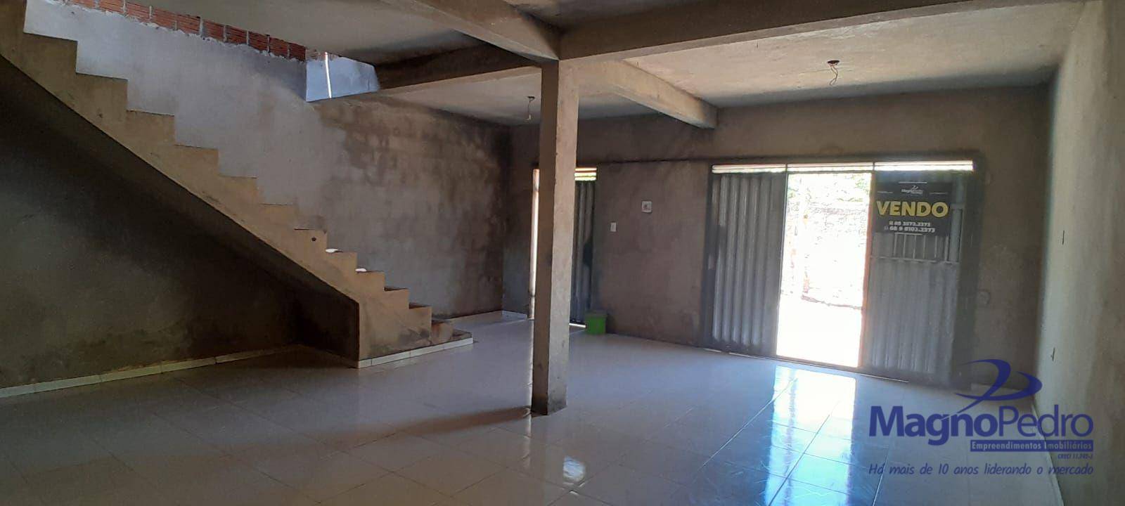 Casa à venda com 3 quartos, 130m² - Foto 4