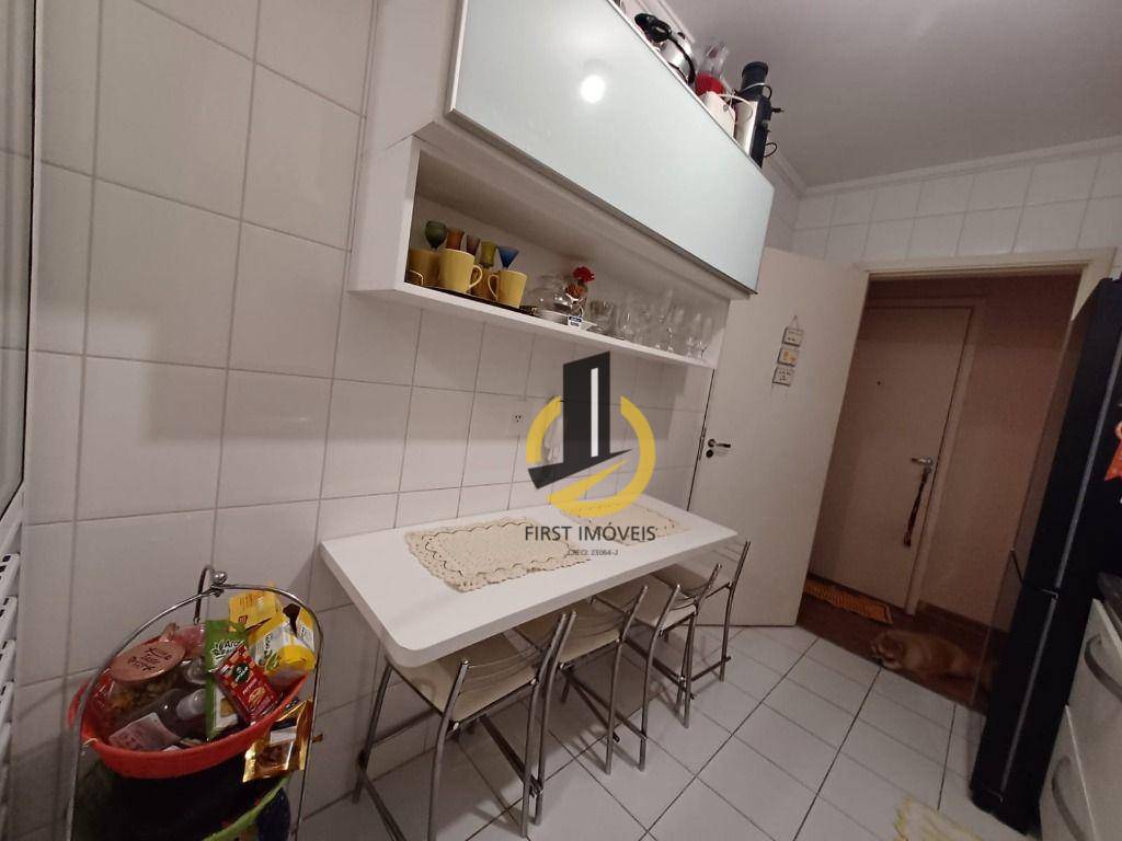 Apartamento à venda com 2 quartos, 65m² - Foto 9