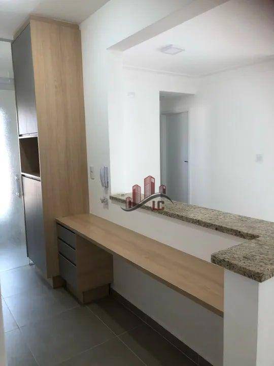 Apartamento para alugar com 2 quartos, 72m² - Foto 4