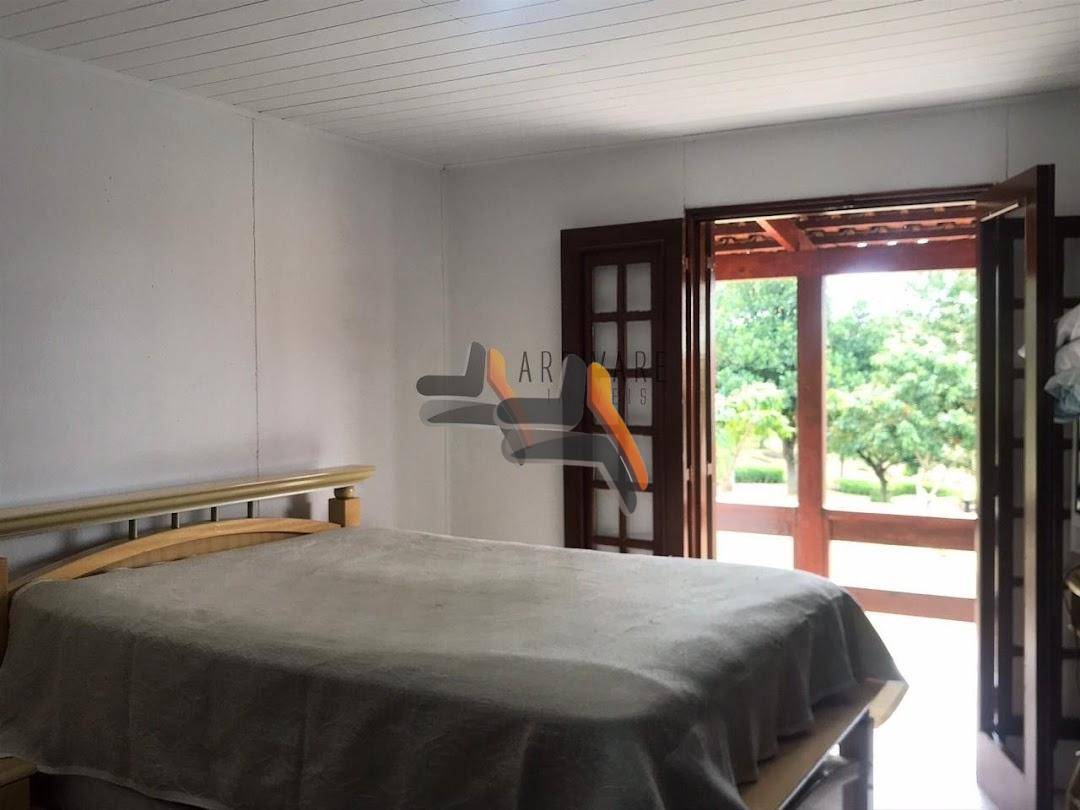 Casa de Condomínio à venda com 3 quartos, 400m² - Foto 13