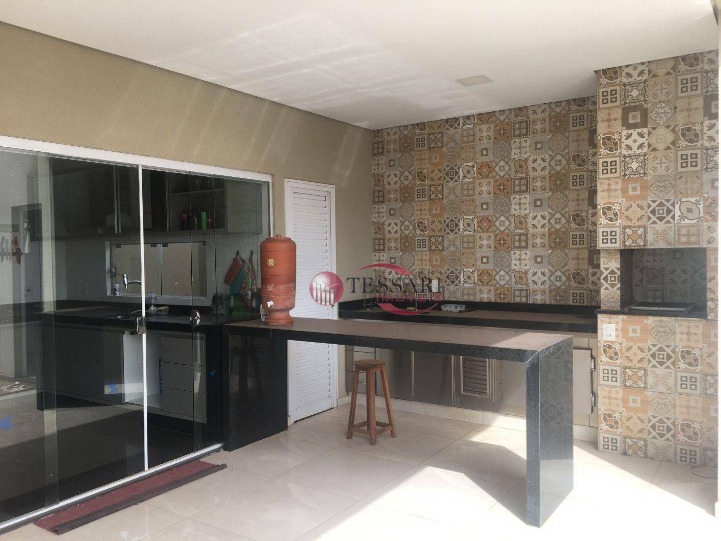 Casa à venda com 3 quartos, 204m² - Foto 16