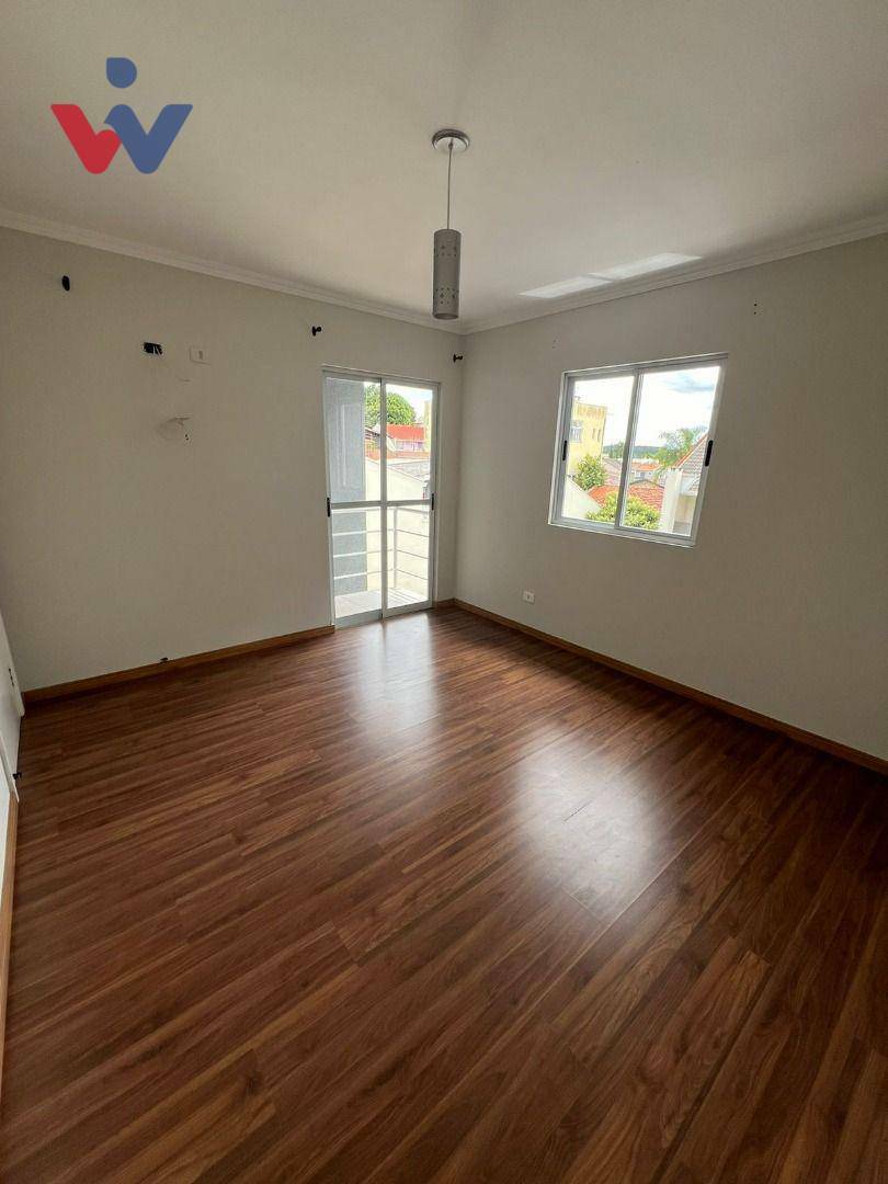 Sobrado à venda com 3 quartos, 180m² - Foto 4