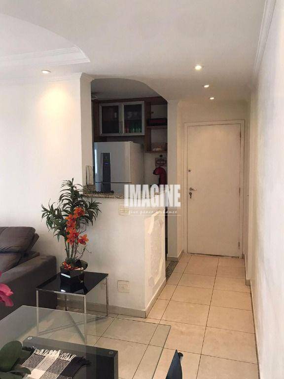 Apartamento à venda com 3 quartos, 65m² - Foto 5