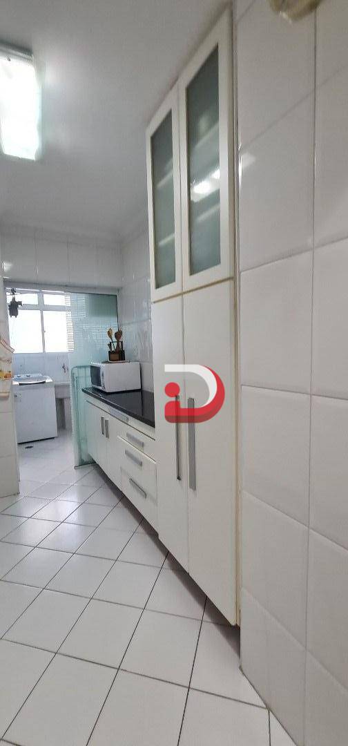 Apartamento para alugar com 3 quartos, 98m² - Foto 5