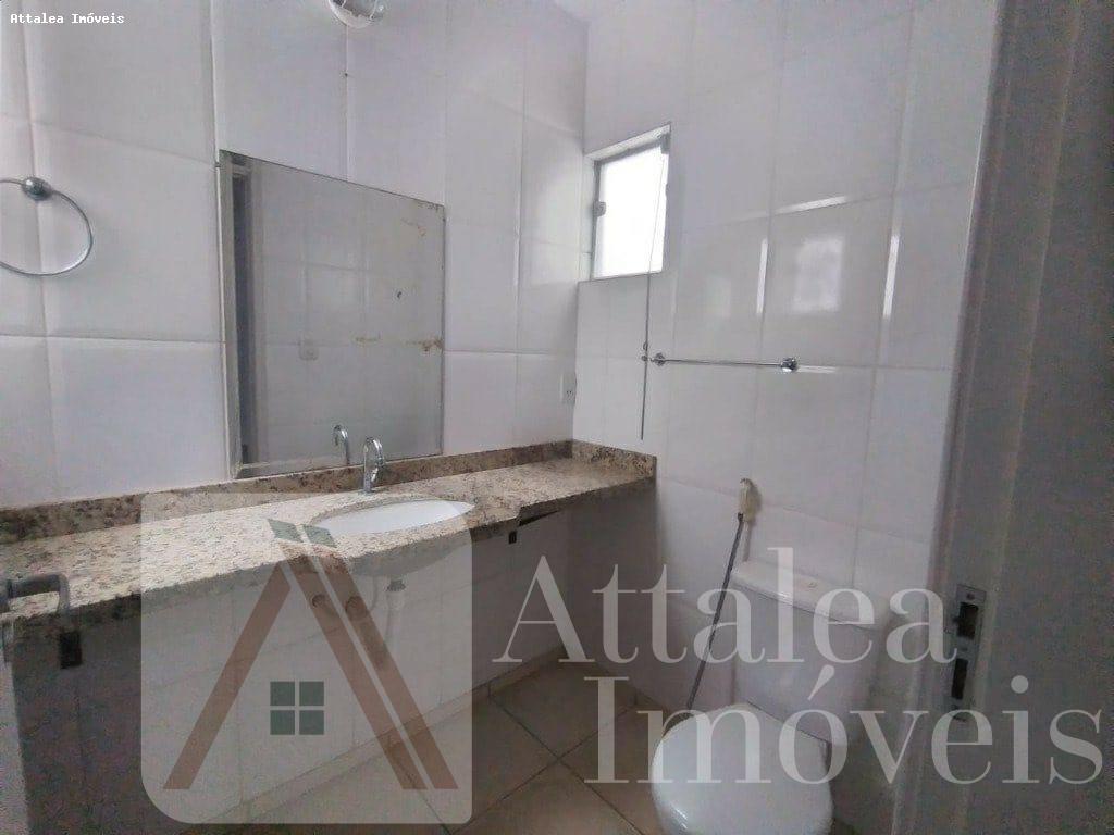 Casa à venda com 3 quartos, 207m² - Foto 11