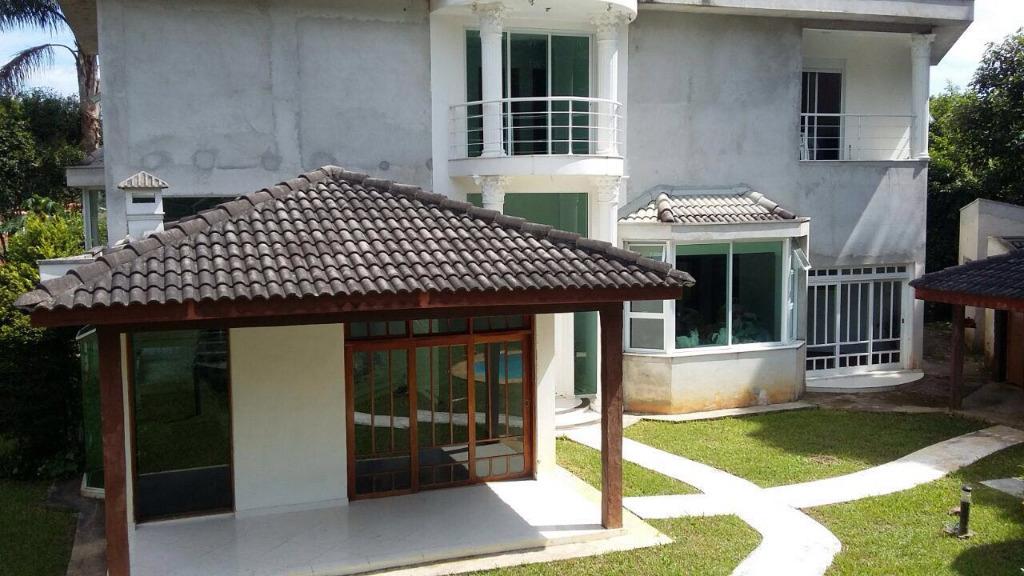 Casa de Condomínio à venda com 4 quartos, 430m² - Foto 2