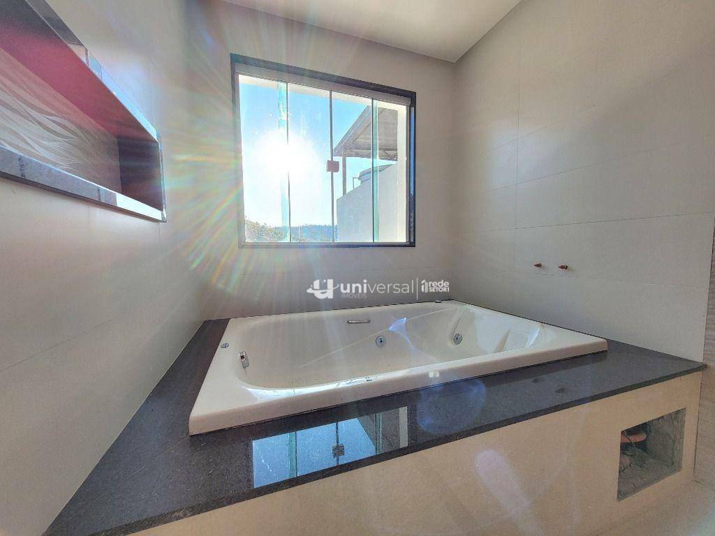 Casa à venda com 3 quartos, 272m² - Foto 13