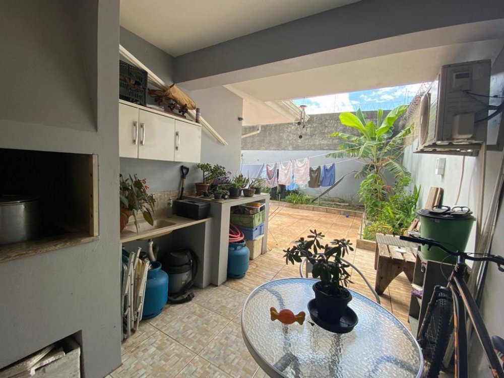 Casa à venda com 2 quartos, 240m² - Foto 14