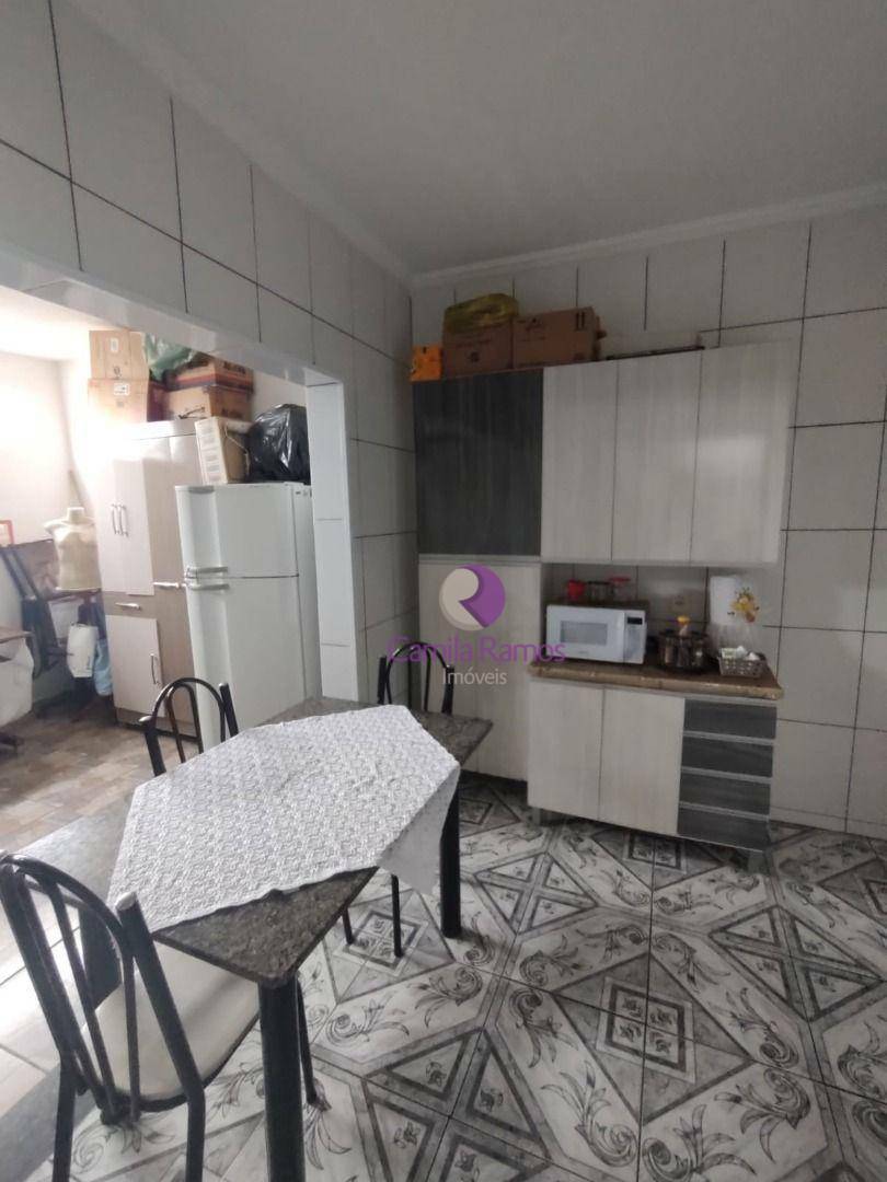 Sobrado à venda com 3 quartos, 192m² - Foto 4