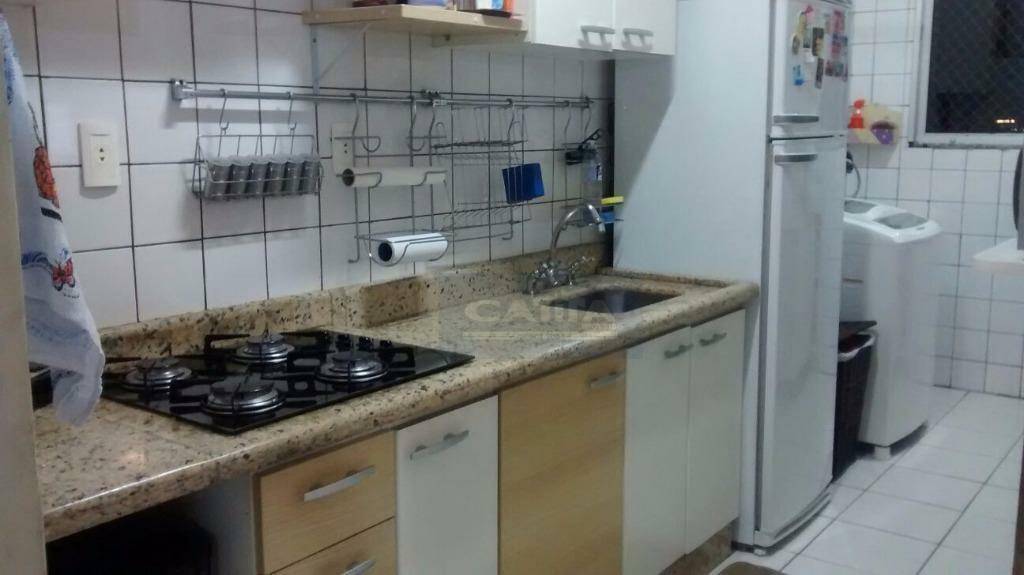 Apartamento à venda com 2 quartos, 69m² - Foto 18