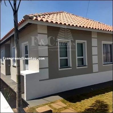 Casa à venda com 3 quartos, 200m² - Foto 5