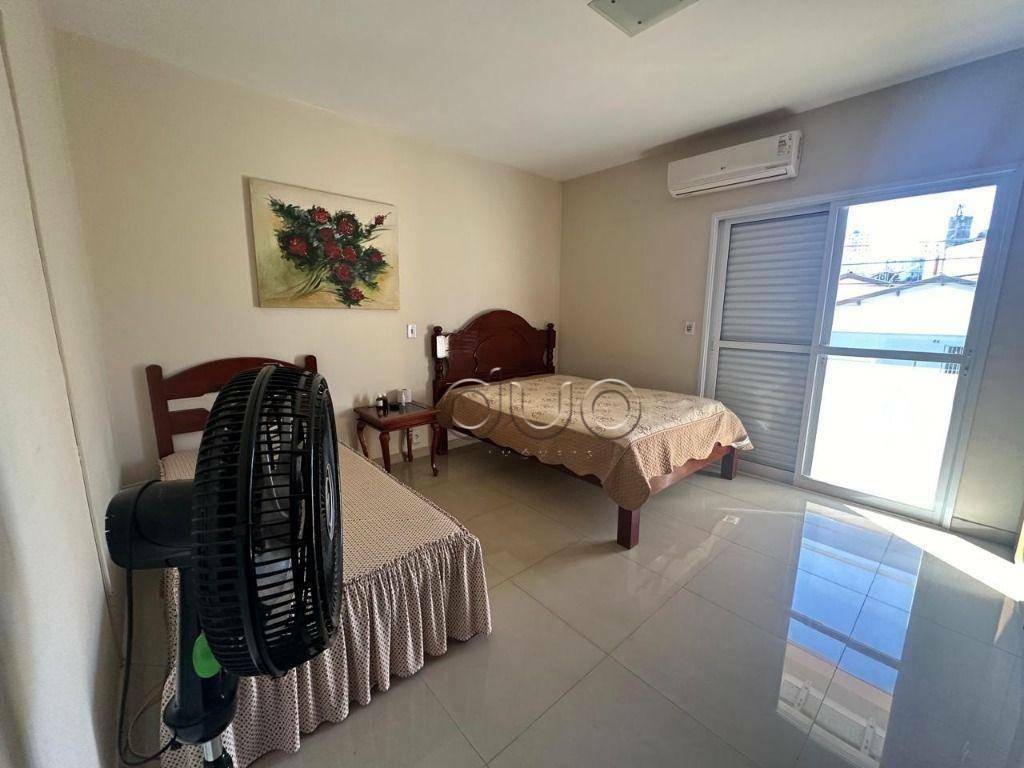 Casa à venda com 4 quartos, 304m² - Foto 10