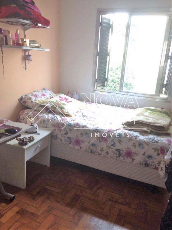 Apartamento à venda com 3 quartos, 69m² - Foto 2