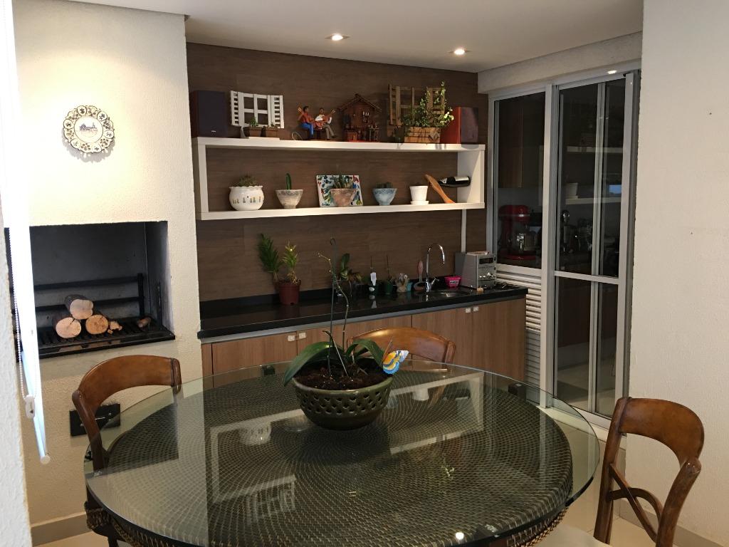 Apartamento à venda com 4 quartos, 230m² - Foto 3