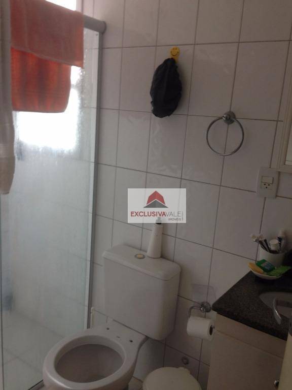 Apartamento à venda com 3 quartos, 76m² - Foto 11