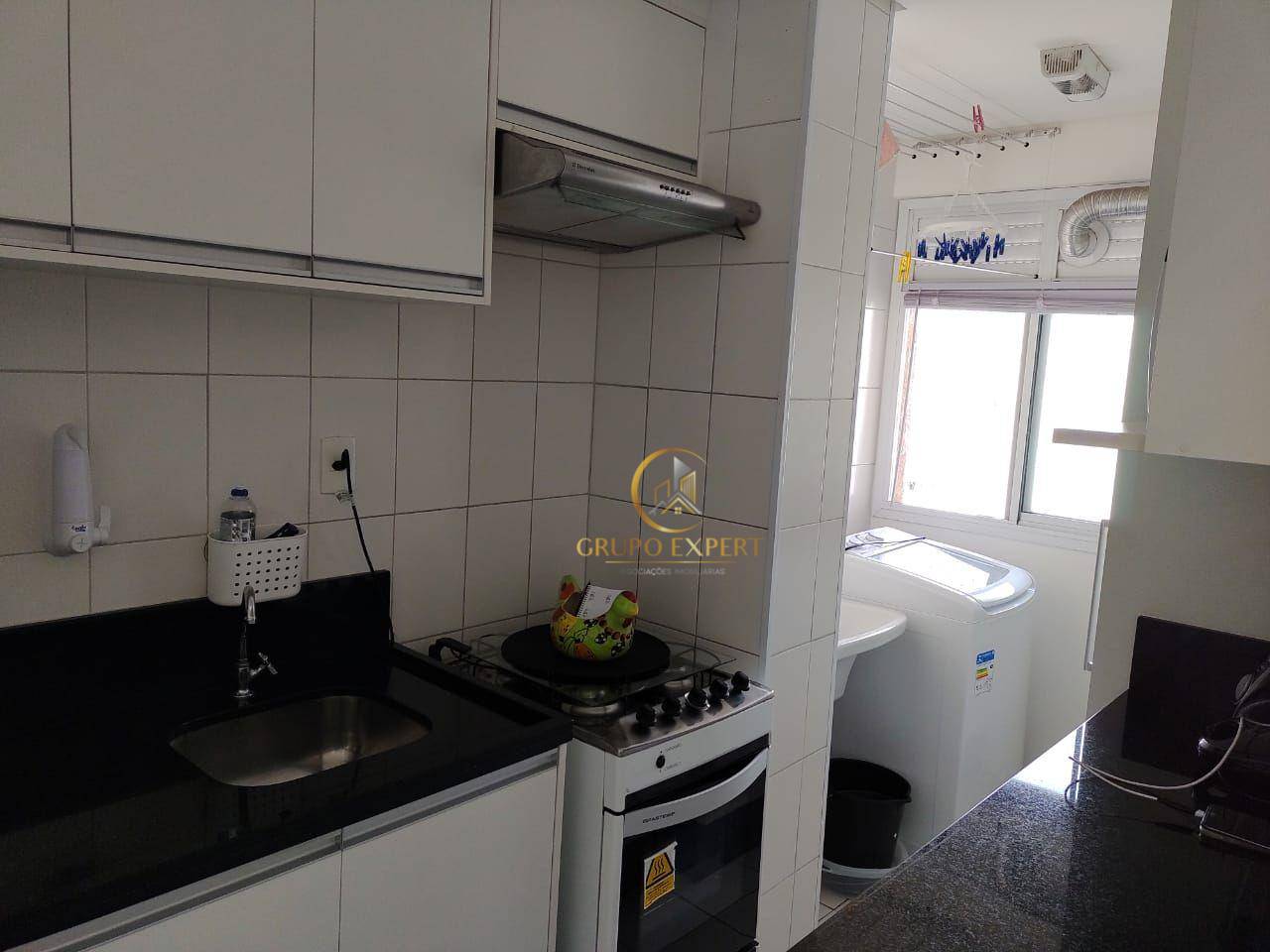 Apartamento à venda com 2 quartos, 66m² - Foto 17