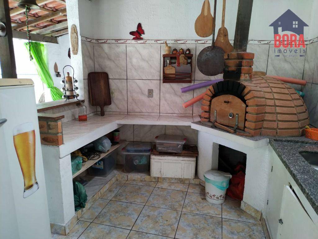 Casa à venda com 4 quartos, 350m² - Foto 13